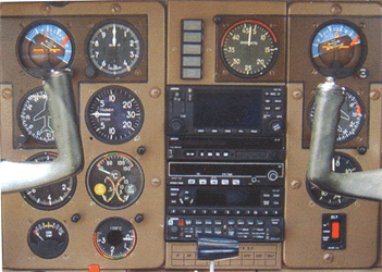 Средняя панель приборной доски самолёта Як-18Т 36 серии
